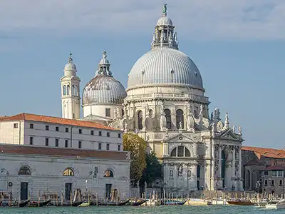 Kreuzfahrtparken in Venedig