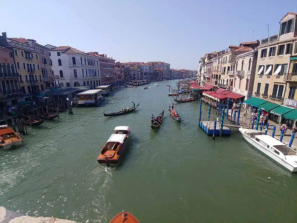 The traghetti Venice